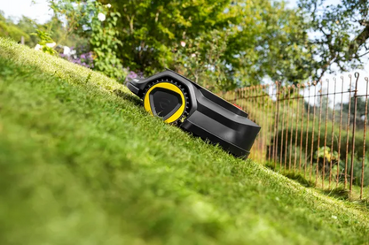 Tondeuse robot Karcher RCX 6, sans cable périphérique, 3000m², pente 70%, GPS + RTK + Caméra