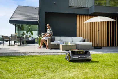Tondeuse robot Karcher RCX 6, sans cable périphérique, 3000m², pente 70%, GPS + RTK + Caméra