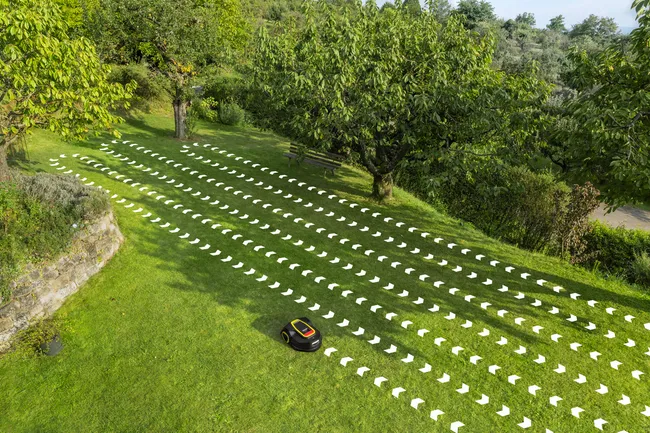 Tondeuse robot Karcher RCX 6, sans cable périphérique, 3000m², pente 70%, GPS + RTK + Caméra